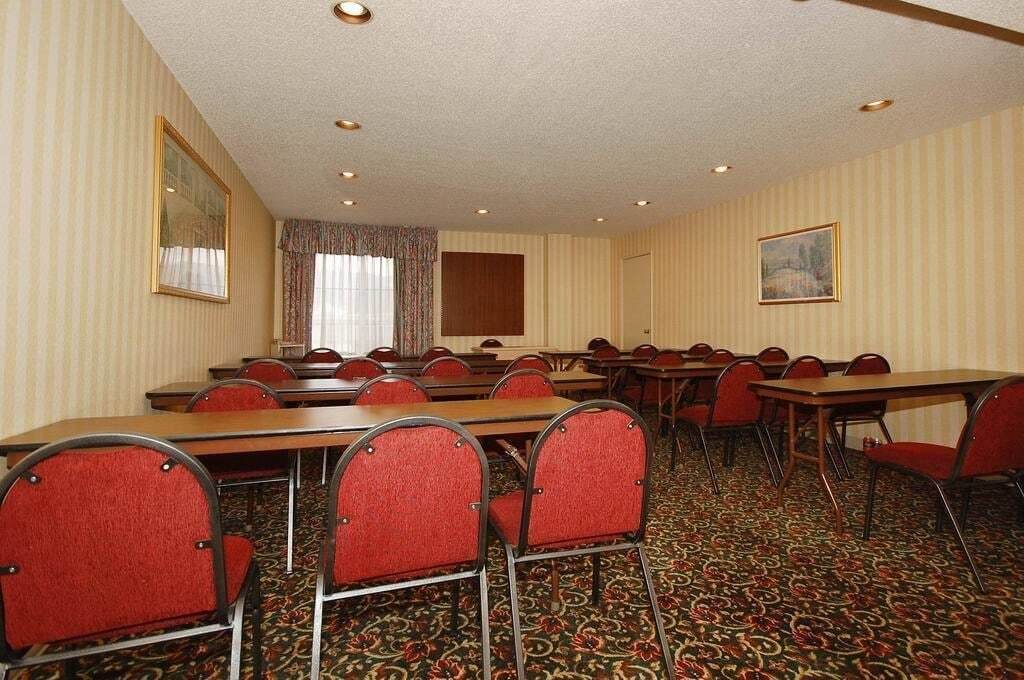 Holiday Inn Express & Suites Chatsworth By Ihg Λος Άντζελες Εξωτερικό φωτογραφία
