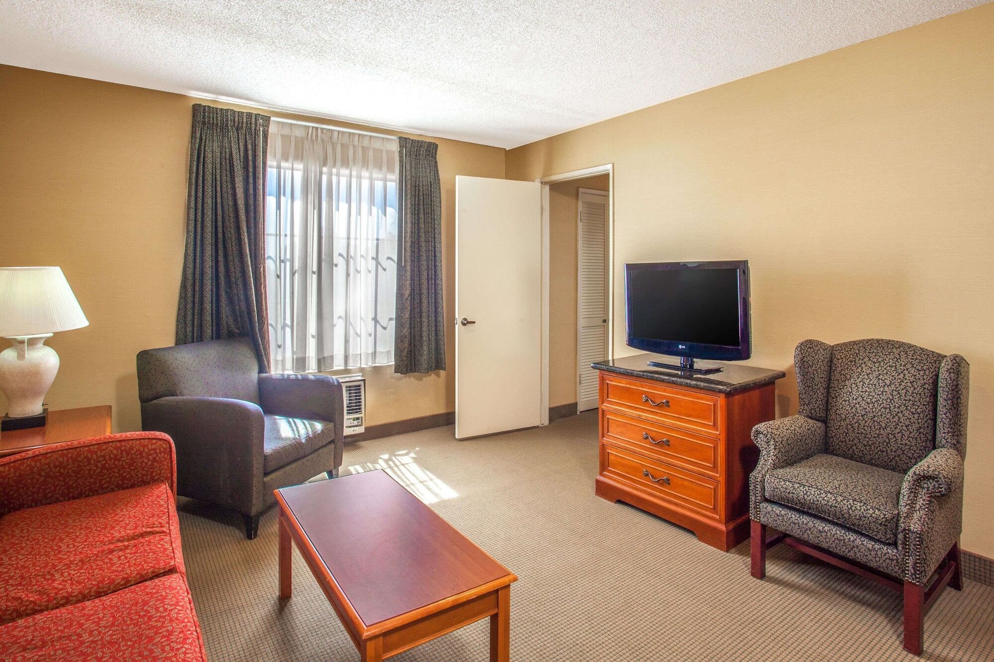 Holiday Inn Express & Suites Chatsworth By Ihg Λος Άντζελες Εξωτερικό φωτογραφία