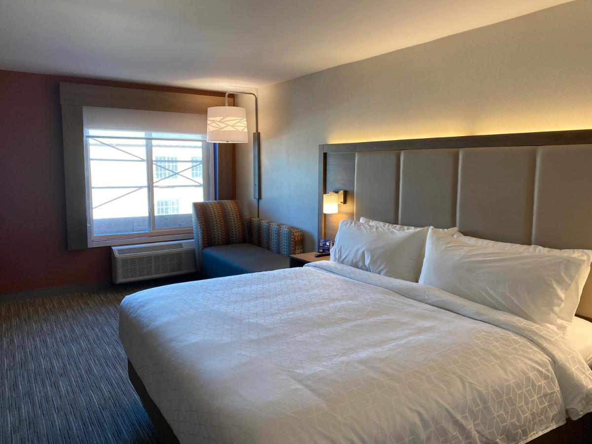 Holiday Inn Express & Suites Chatsworth By Ihg Λος Άντζελες Εξωτερικό φωτογραφία